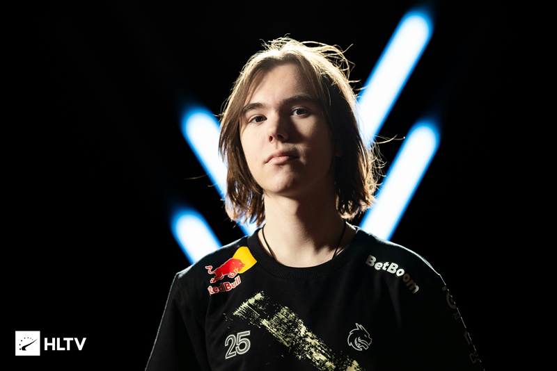 JUGi 重返 Valorant ：前CS职业选手的新篇章