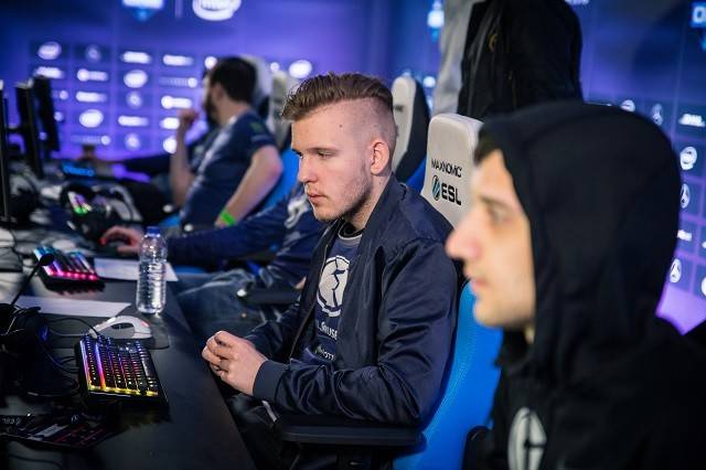 Spirit vs B8 ：完美世界上海Major 2024：欧洲RMR B的比赛预测与分析