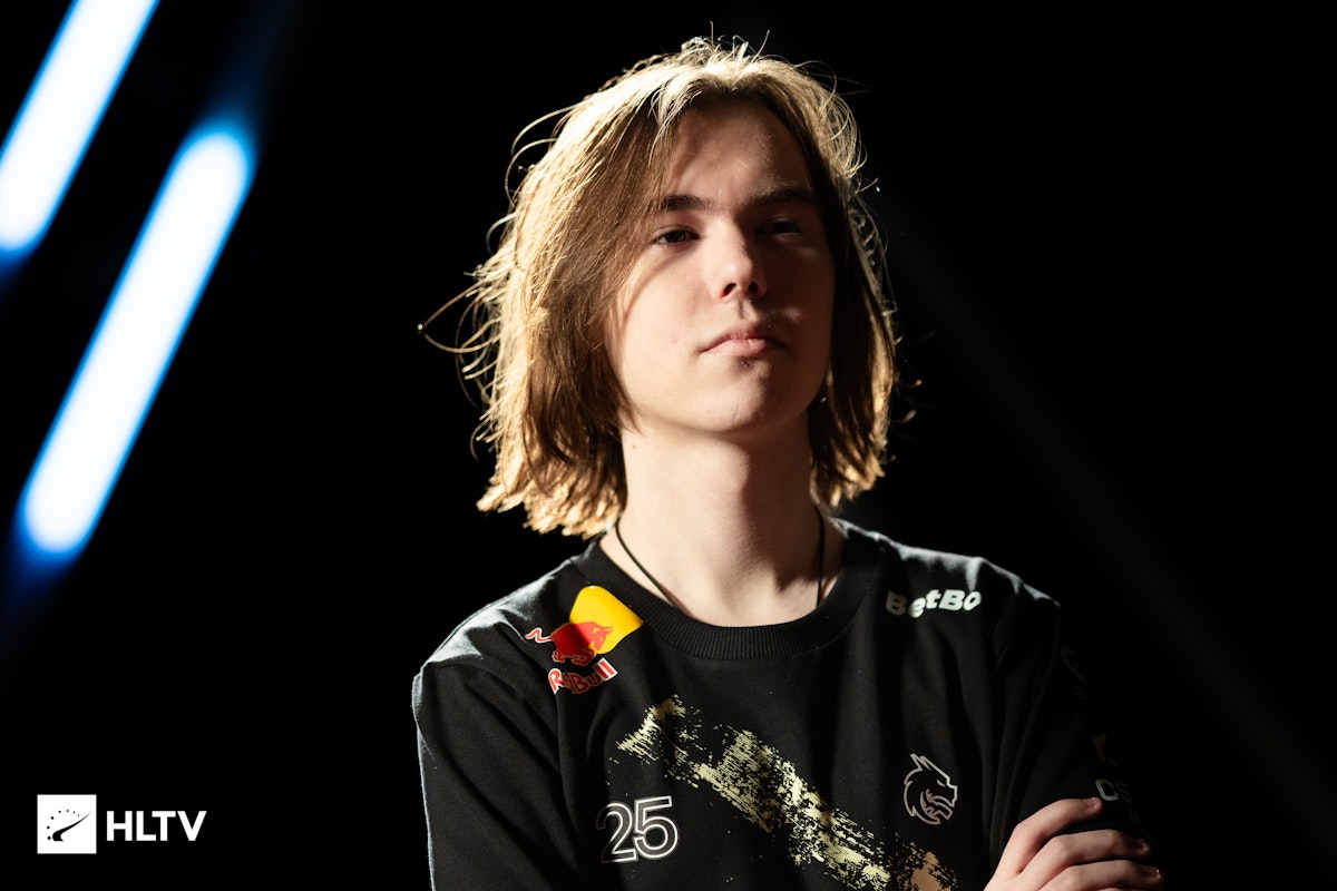 C9官宣2025赛季队伍大名单：Summit领衔三名韩援加入